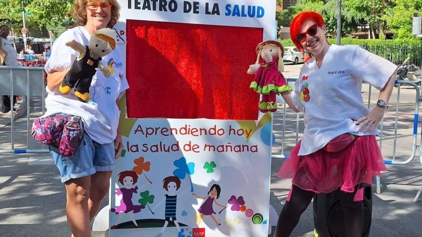 Enfermeras de centros de salud públicos de Vallecas prosiguen con el Teatro de la Salud para fomentar hábitos saludables entre los menores Las enfermeras en la Fiesta del Día de Vallecas