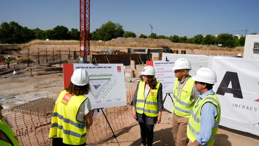 Matute visita en Leganés las obras del nuevo Centro de Salud Campo de Tiro La consejera Fátima Matute durante su visita en Leganés a las obras del nuevo Centro de Salud Campo de Tiro