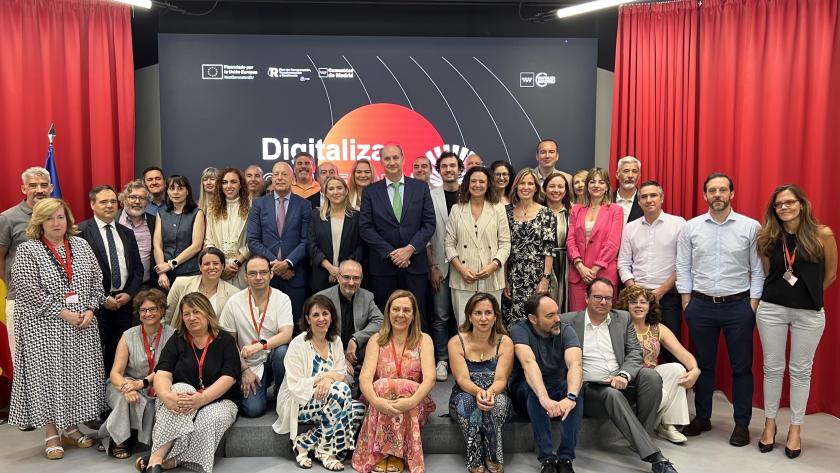 El consejero Miguel López-Valverde en la entrega de premios del Digitaliza Challenge