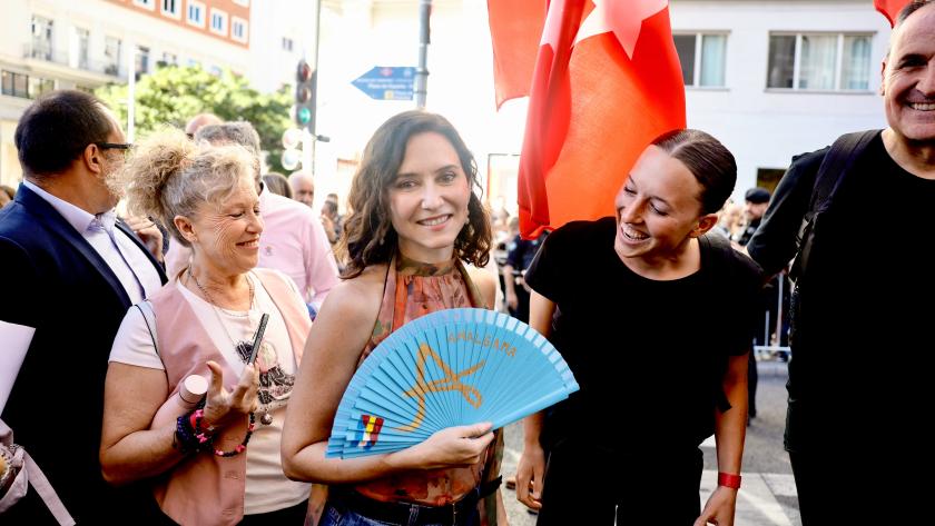 Díaz Ayuso en la Cabalgata de Hispanidad 2025 La presidenta Isabel Díaz Ayuso durante la Cabalgata de Hispanidad 2025