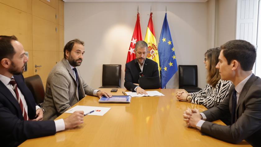 La Abogacía General de la Comunidad de Madrid tramita más de 8.000 asuntos consultivos y 14.500 nuevos litigios El consejero García Martín