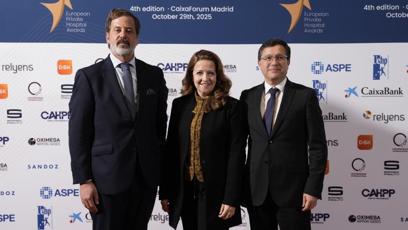 La Comunidad de Madrid defiende la colaboración público-privada para una sanidad tecnológicamente puntera La consejera Matute