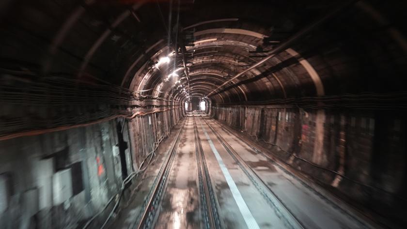 La Comunidad de Madrid comienza en enero la instalación de las puertas de andén en las 28 estaciones de la Línea 6 de Metro El consejero García Martín