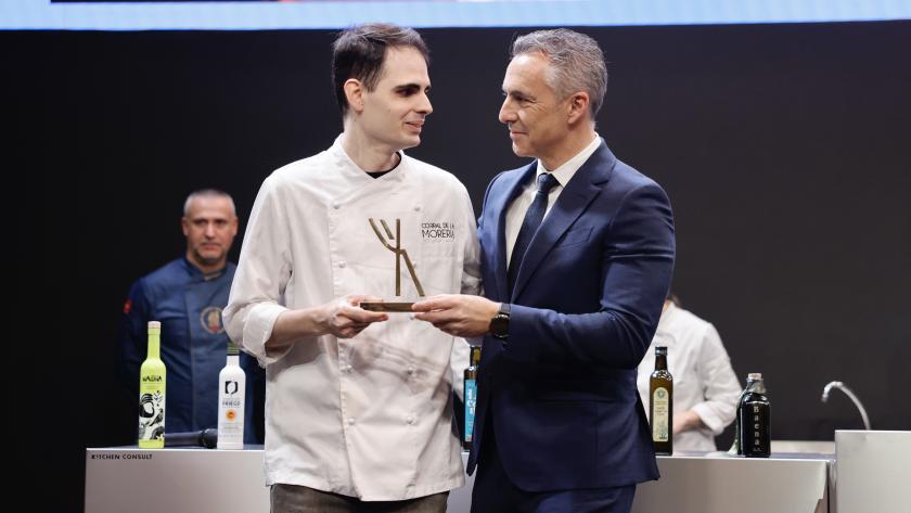 Novillo presenta al nuevo embajador de la marca M Producto Certificado El consejero Carlos Novillo durante la XXIV edición de Madrid Fusión