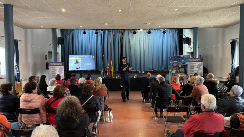 jornadas  divulgativas la prevención de incendios entre las  personas mayores que viven en entornos rurales