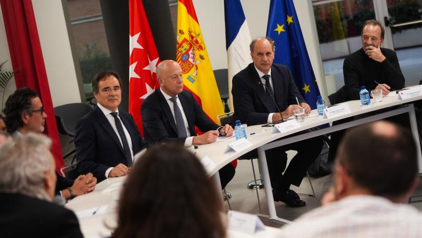 La Comunidad de Madrid refuerza su posición como referente tecnológico europeo ante empresas y autoridades locales francesas El consejero López-Valverde