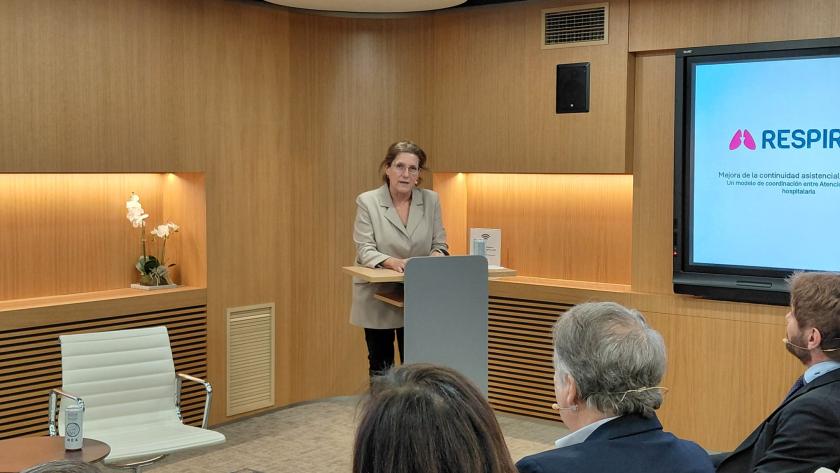 La gerente asistencial de Atención Primaria de la Comunidad de Madrid subraya el papel esencial de los centros de salud en el abordaje del cáncer de pulmón Gerente Asistencial de AP Rosario Azcutia