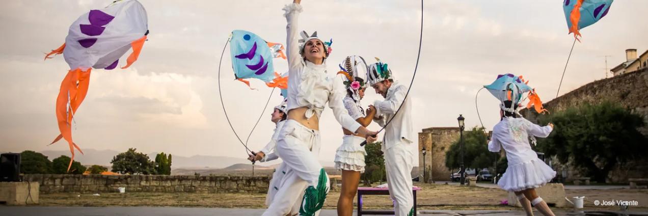 THE WIND GARDEN - CAL Y CANTO TEATRO