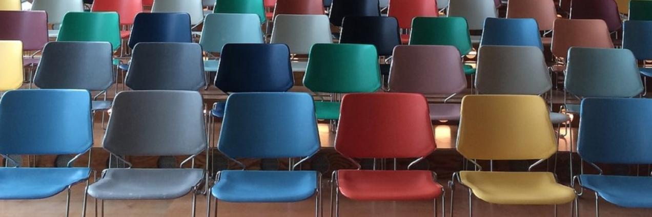 AULA COLORES