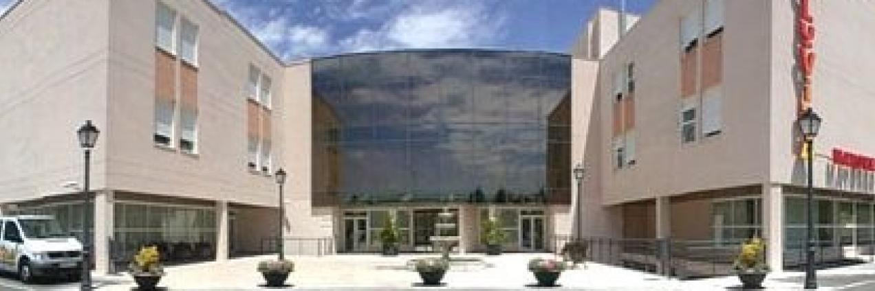 exterior residencia personas mayores