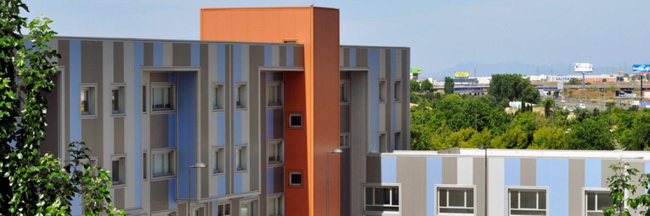 Fachada del Centro Ocupacional, Centro de Día y Residencia Padre Zurita - Fundación AMÁS Social