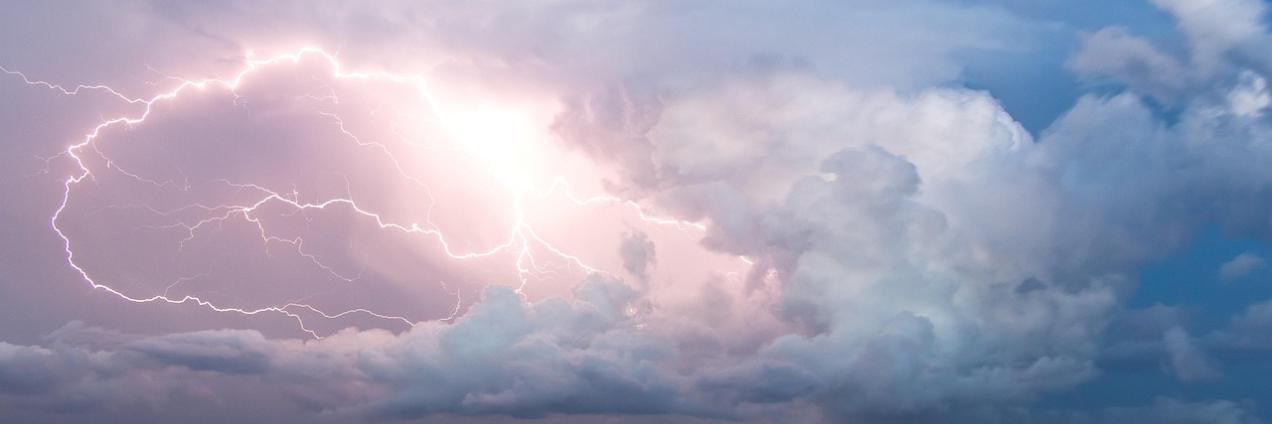 Imagen de una tormenta en el cielo