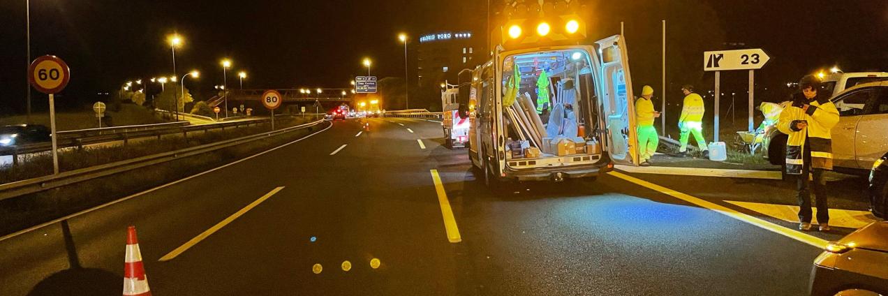 imagen obras tercer carril m-607 noche