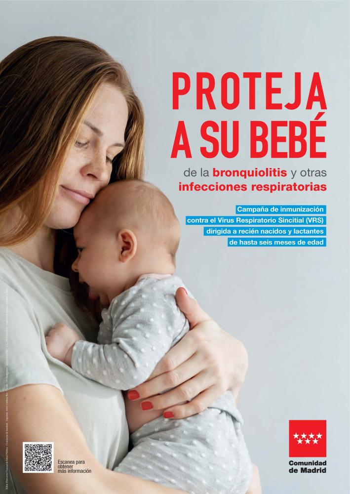 madre con bebé en brazos