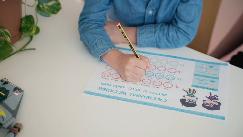 Imagen de un calendario miccional para niños