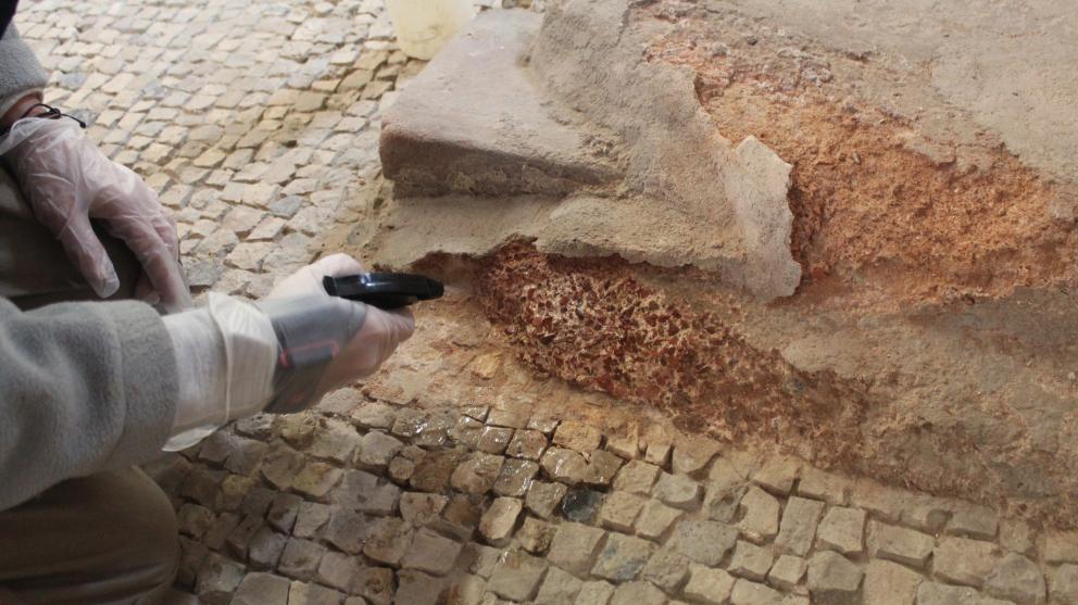 imagen de trabajos de restauración de mosaicos