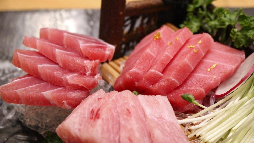 Sushi de atún