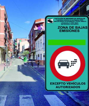 calle con señal