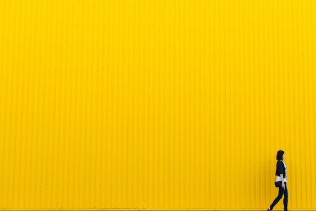 avanzando en amarillo
