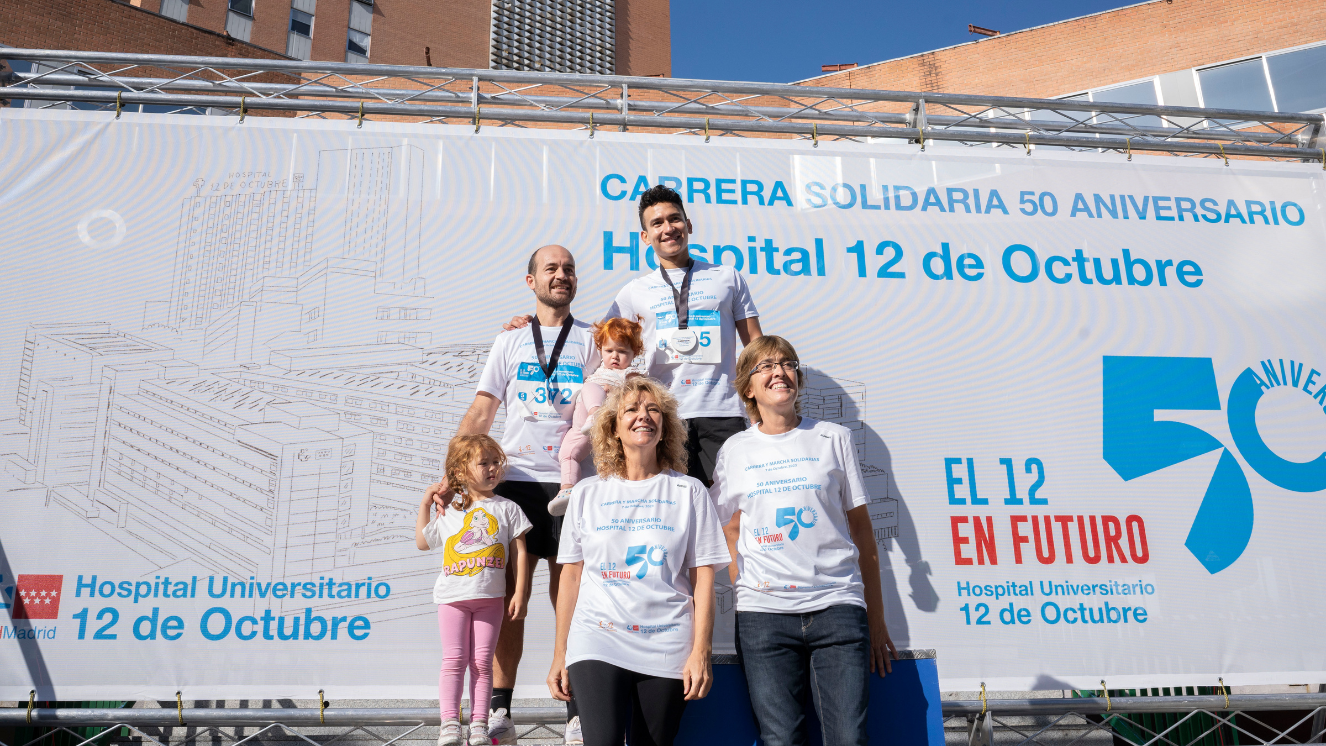 corredoras en podio