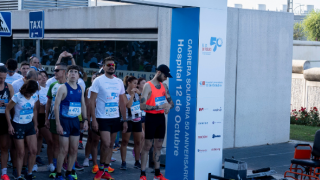 Carrera solidaria, atletas en salida