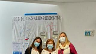 Foto de tres profesionales de la Unidad de Salud Bucodental 