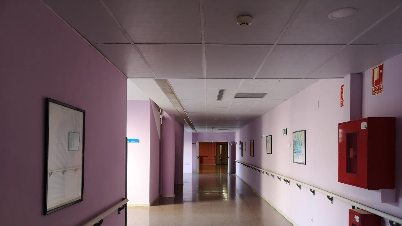 Pasillo. Unidad de Cuidados Psiquiátricos Prolongados