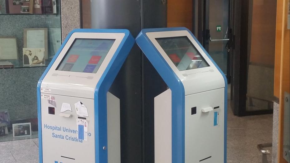 Kiosko en el edificio de Hospitalización