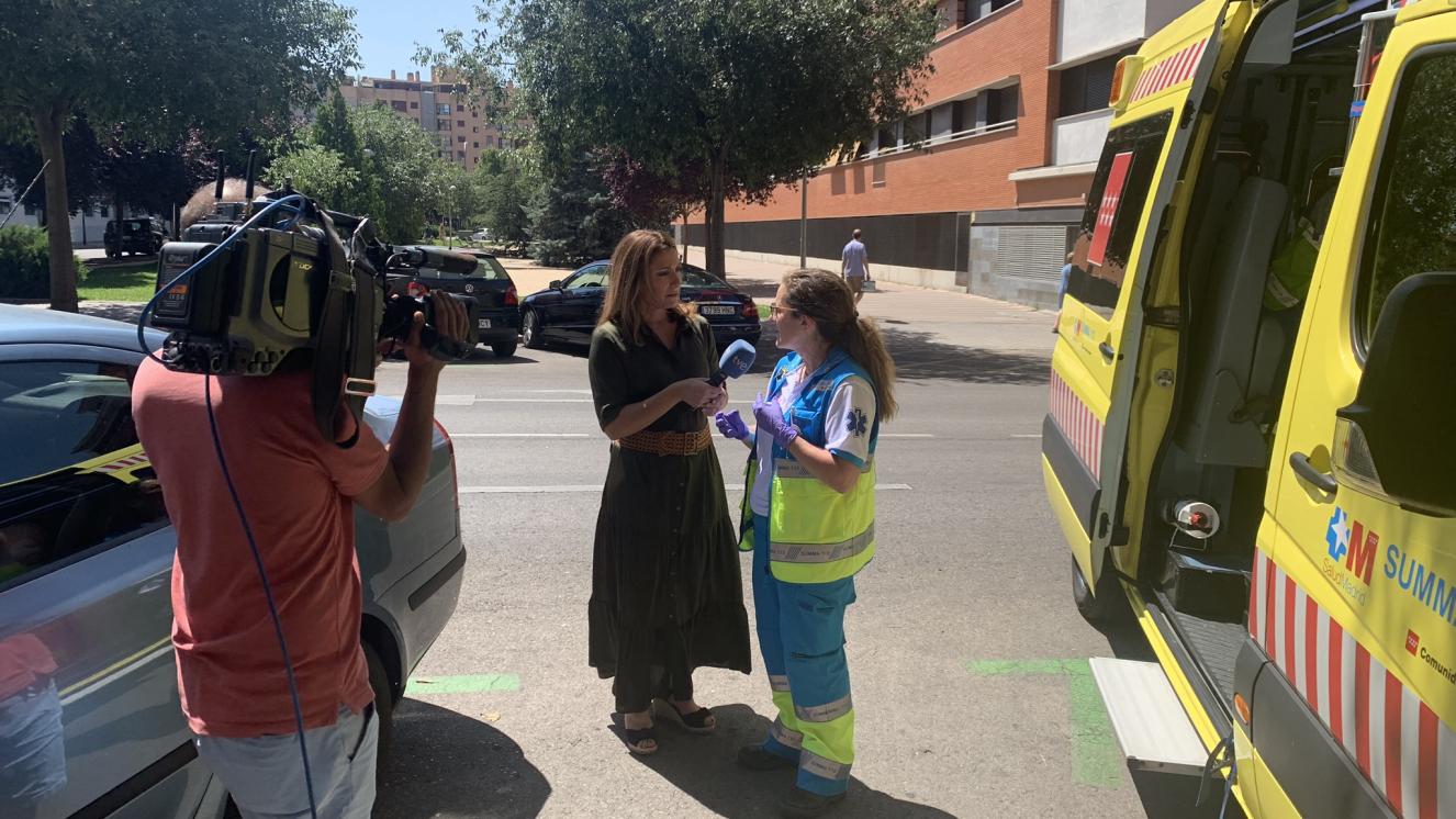 Una médico del SUMMA 112 atiende a TVE