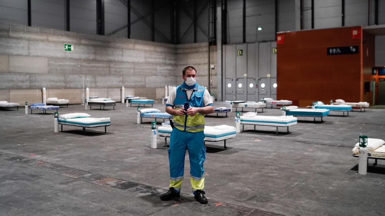 Primera fase de camas de hospitalización montadas en el Hospital de Campaña dispuesto en IFEMA 