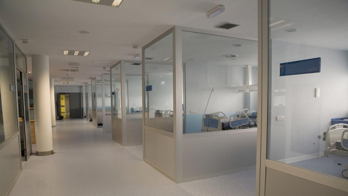 Unidad de cuidados intensivos hospital del TAJO