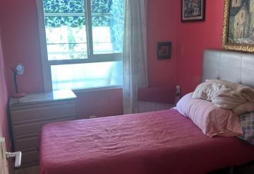 Habitación en piso de 3 dormitorios equipado, buena zona y comunicación 