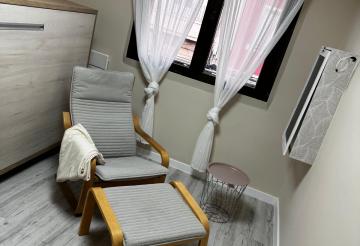 habitación tipo salón de día y dormitorio de noche 