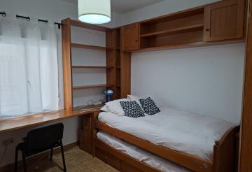 habitación 3, cama individual, armario, amplia zona de almacenaje
