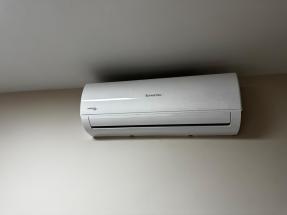A/A frio y calor en todas las habitaciones 