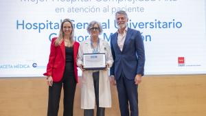 La vicenconsejera de sanidad en los premios Best In Class 2025