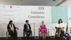 La consejera Dávila en la inauguración de las XXX Jornadas Científicas de ASPAYM