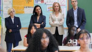 La consejera Mercedes Zarzalejo durante la presentación de la campaña que informa sobre los recursos en la lucha contra el acoso escolar