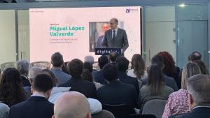 El consejero Miguel López-Valverde durante las jornadas
