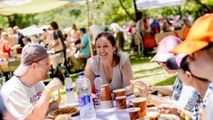 La consejera Dávila en la Fiesta de la Primavera