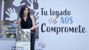 Díaz Ayuso: “España seguirá alzando la mirada recordando quién fue Miguel Ángel Blanco mientras que los que apoyaron a los herederos de ETA por un puñado de votos bajarán la cabeza” La presidenta Isabel Díaz Ayuso en el homenaje a Miguel Ángel Blanco