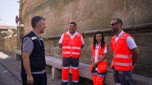 El consejero García Martín ha supervisado hoy dos Puntos de Ayuda tras el Incendio (PATI) en San Martín de Valdeiglesias y en Villa del Prado
