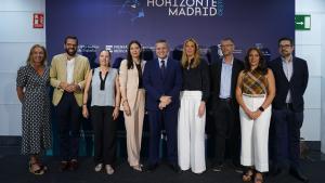 La Comunidad de Madrid destaca el papel estratégico de los municipios del oeste de la región como uno de sus principales motores económicos El consejero Rodrigo en el encuentro Horizonte Madrid Oeste