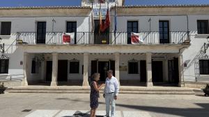 La Comunidad de Madrid destina 1,2 millones para mejorar servicios públicos y equipamientos municipales en Ciempozuelos y Titulcia El viceconsejero de Presidencia y Administración Local en Ciempozuelos y Titulcia