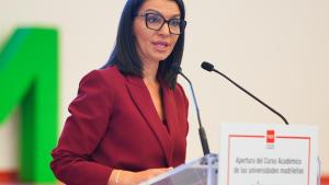 La Comunidad de Madrid inaugura el primer curso con el nuevo modelo de financiación de las seis universidades públicas La consejera de Educación, Ciencia y Universidades en la apertura oficial del curso 2026/27 en la Universidad Autónoma