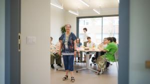 Sala con mujeres con discapacidad
