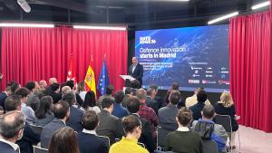 El consejero Miguel López-Valverde durante el encuentro celebrado en el Centro Digitaliza Madrid con las empresas seleccionadas