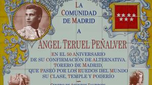 Azulejo en honor del torero Ángel Teruel