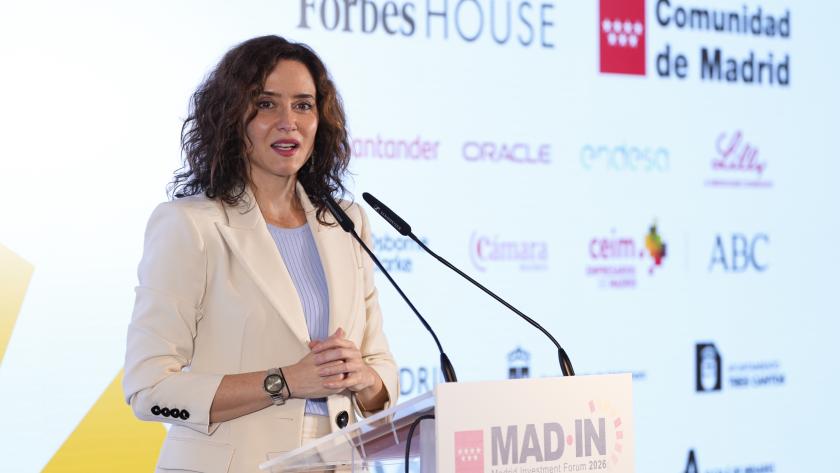 La presidenta Isabel Díaz Ayuso durante el encuentro organizado para reforzar su liderazgo en la atracción de inversión extranjera