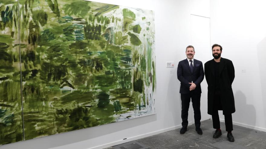 El consejero De Paco Serrano en la Feria de Arte Contemporáneo ARCO